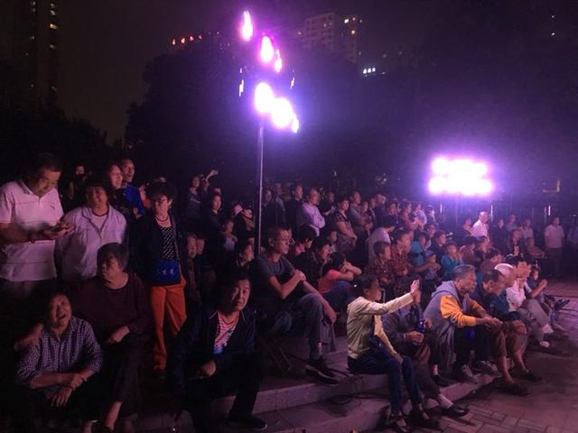 兴工街道兴社社区举办“欢度中秋、喜迎国庆” 文化惠民演出