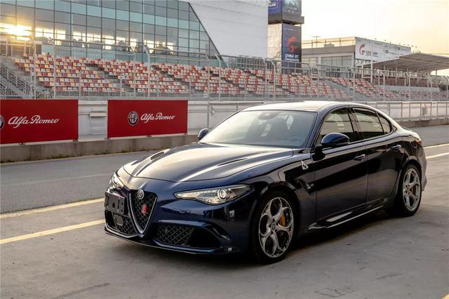 阿尔法罗密欧-1分15秒刷新北京金港最快圈速记录