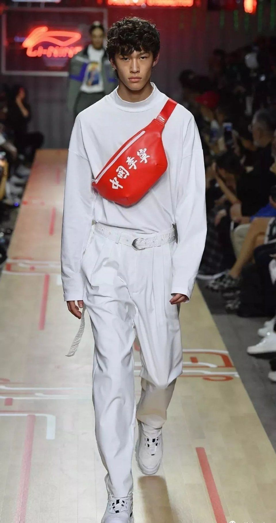 国潮品牌 中国李宁2019春夏系列