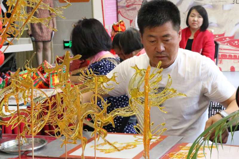 椒金山奋进新时代 指尖经典永流传